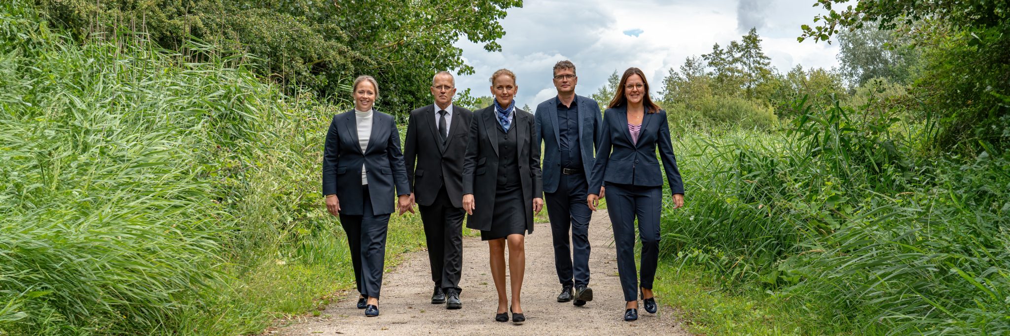 Ons team - Draag Elkanders Lasten